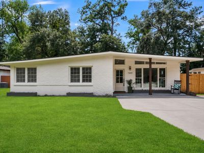 1449 S Sherwood Drive, Charleston, SC 29407