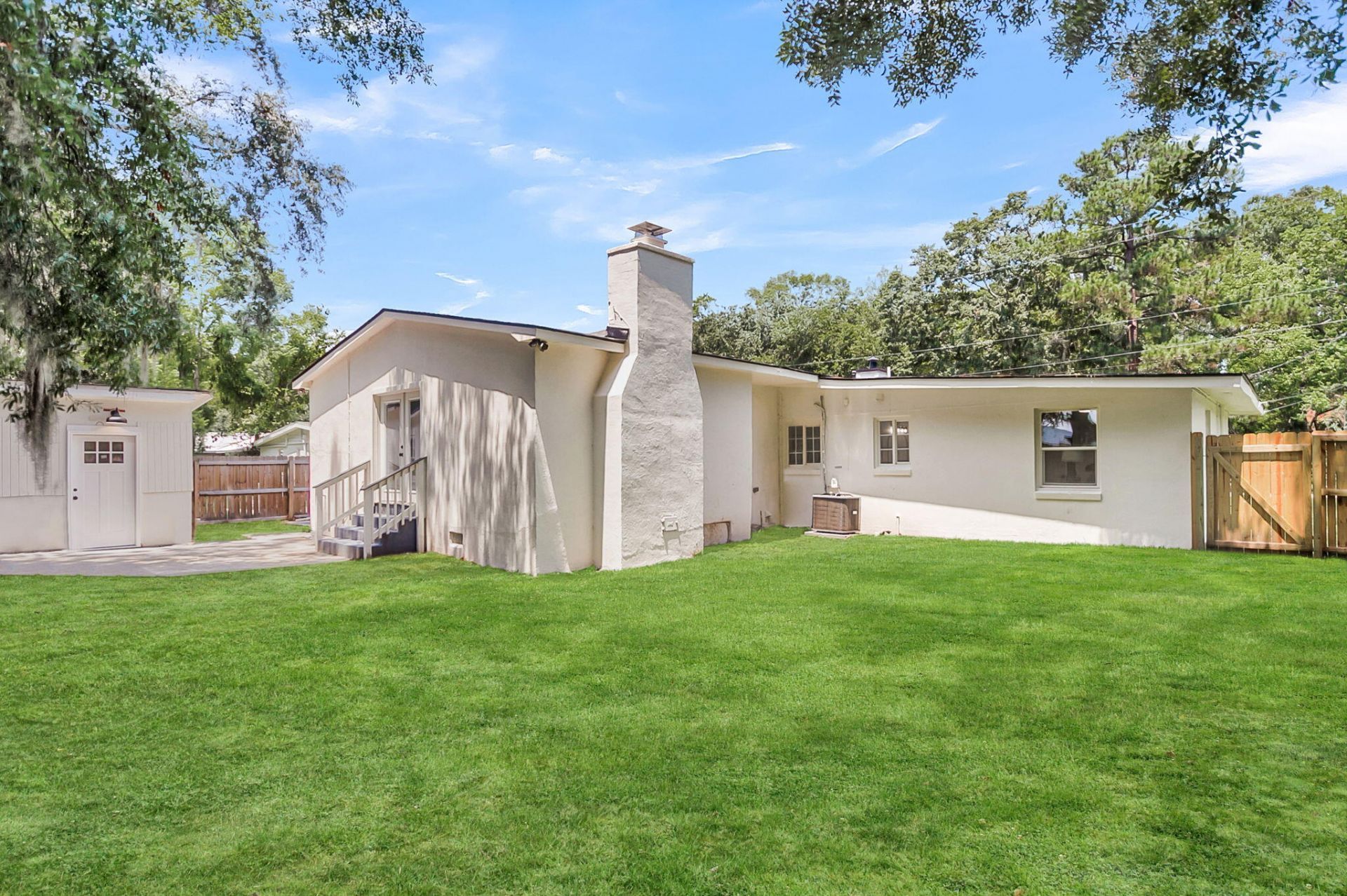 1449 S Sherwood Drive Photo 38