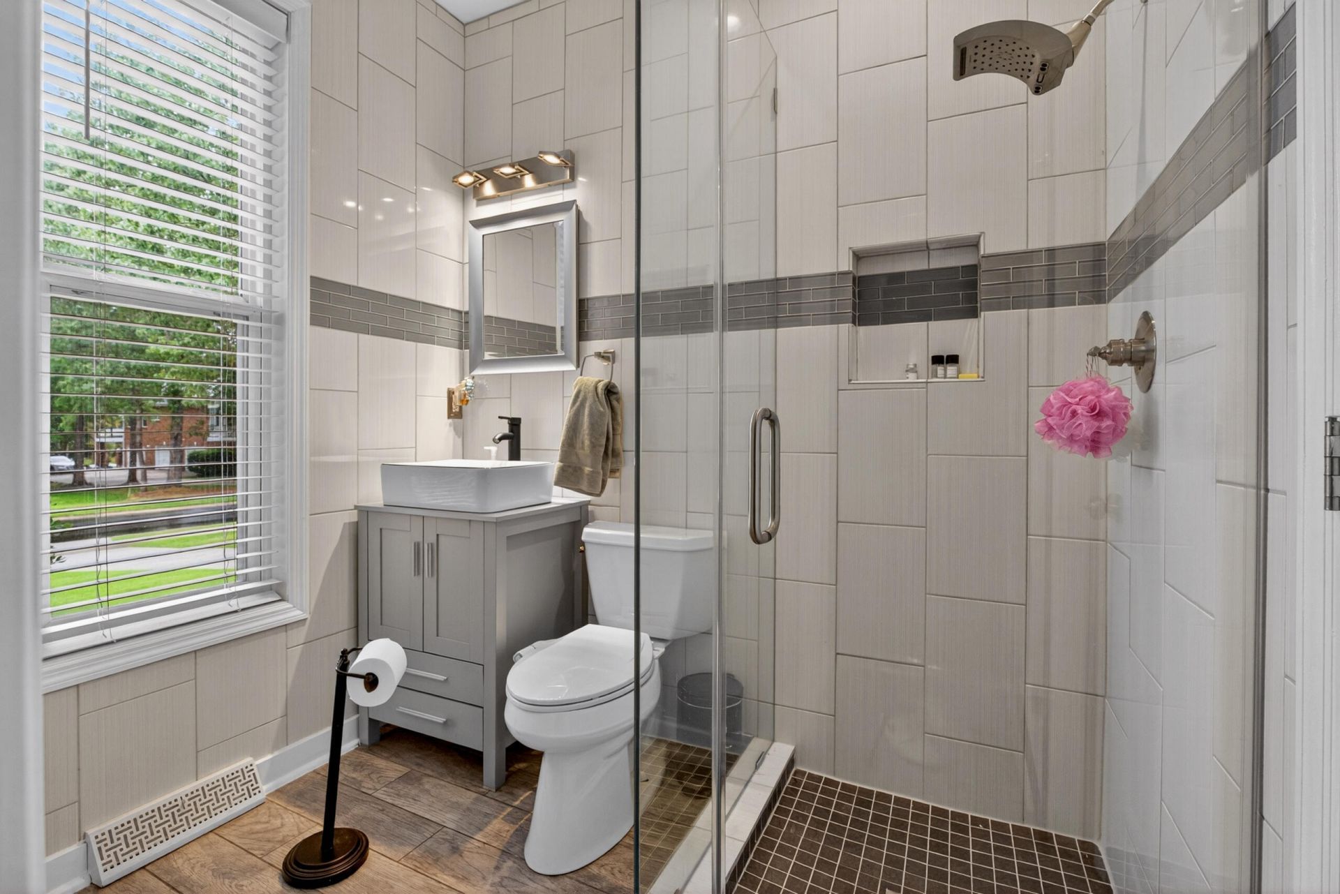 102 Kingfisher Court Photo 23