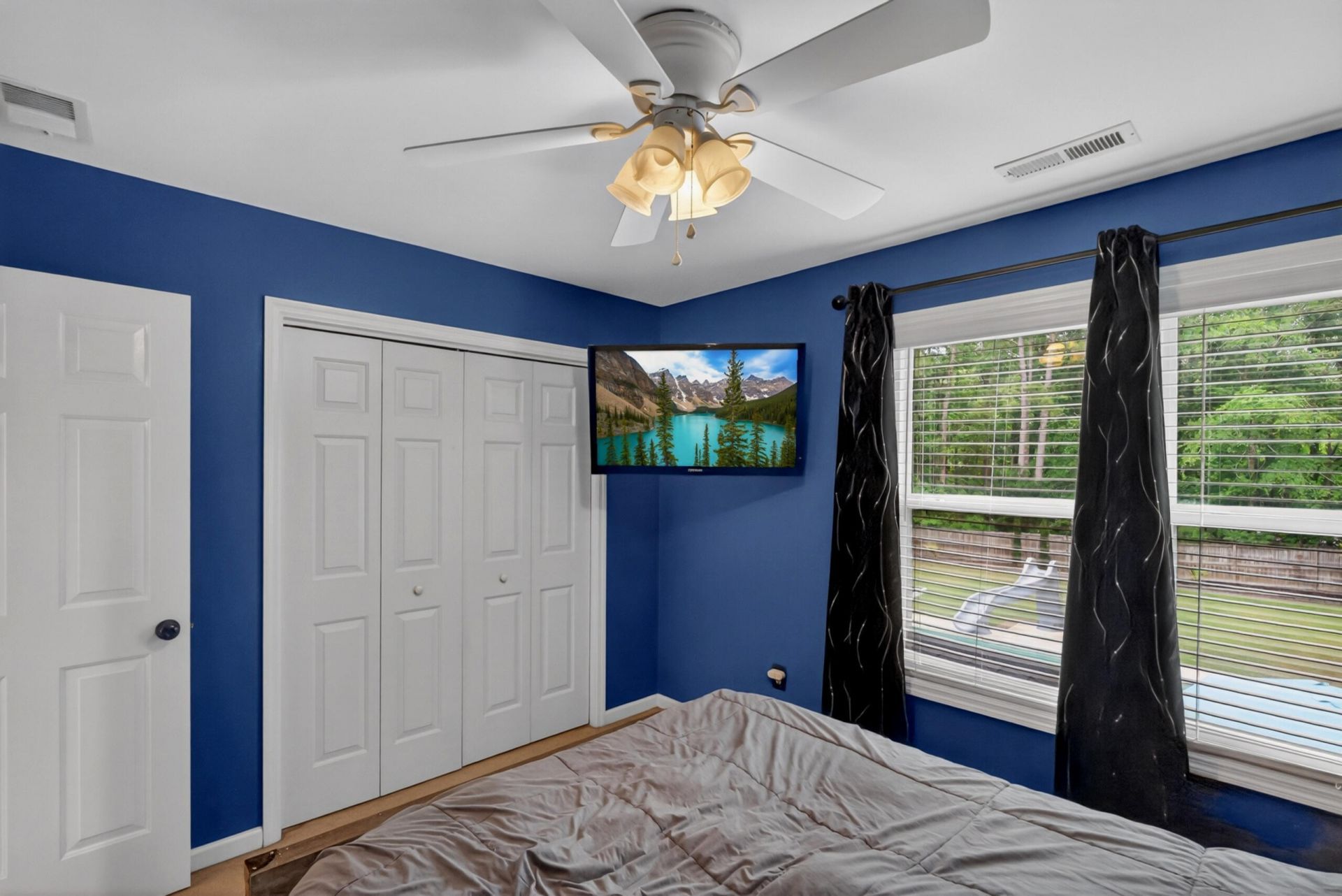 102 Kingfisher Court Photo 33