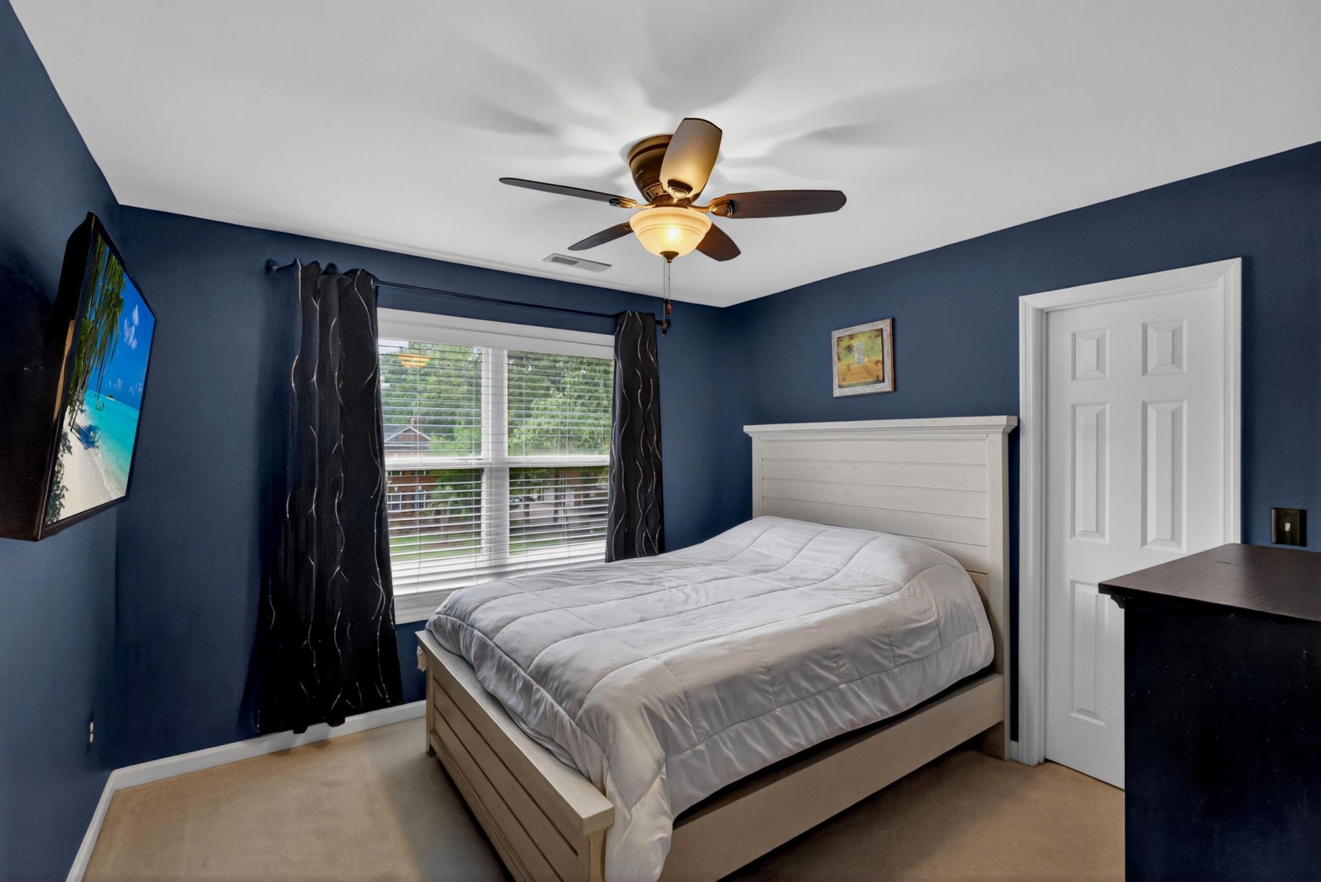 102 Kingfisher Court Photo 39