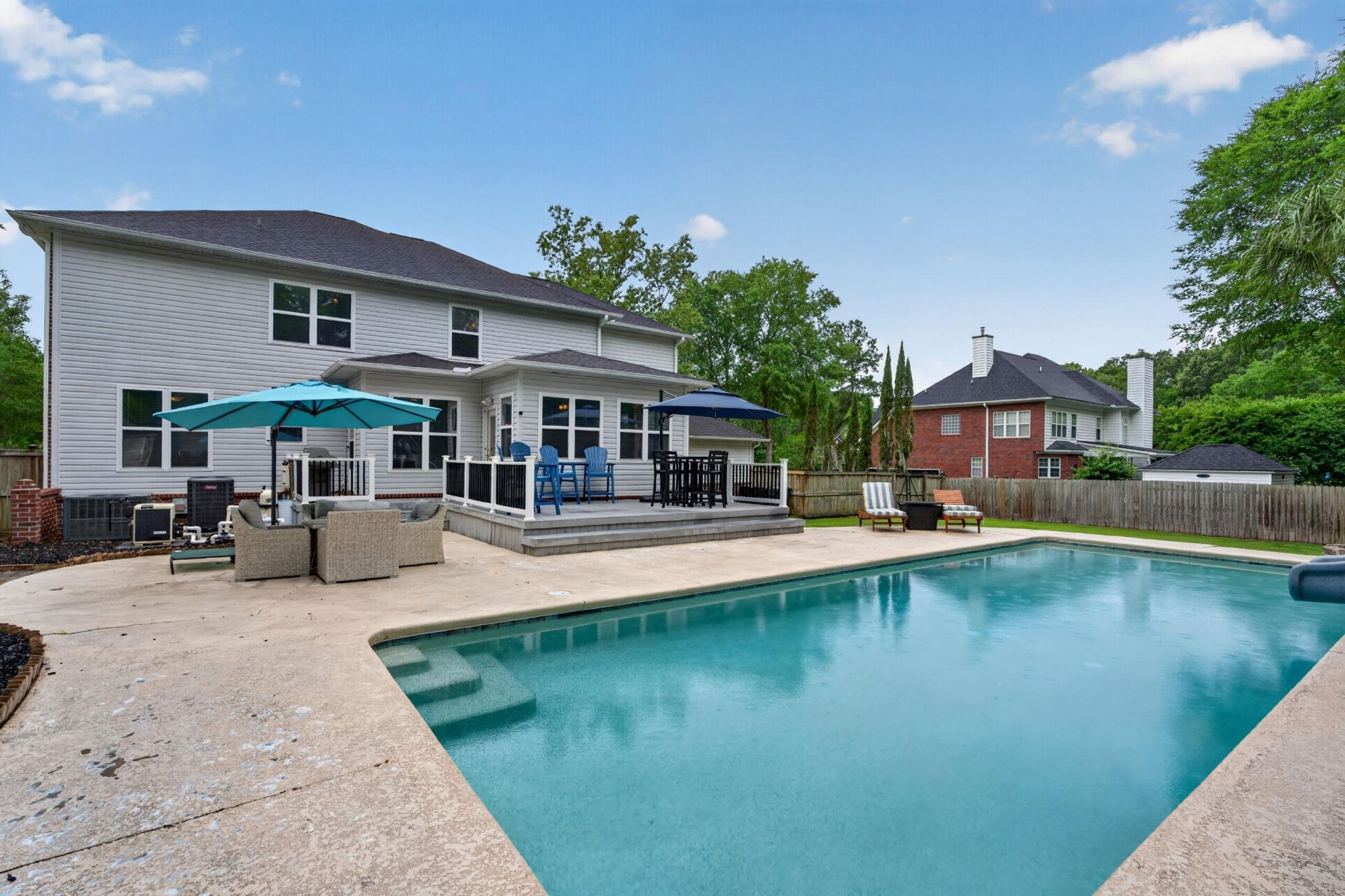 102 Kingfisher Court Photo 44