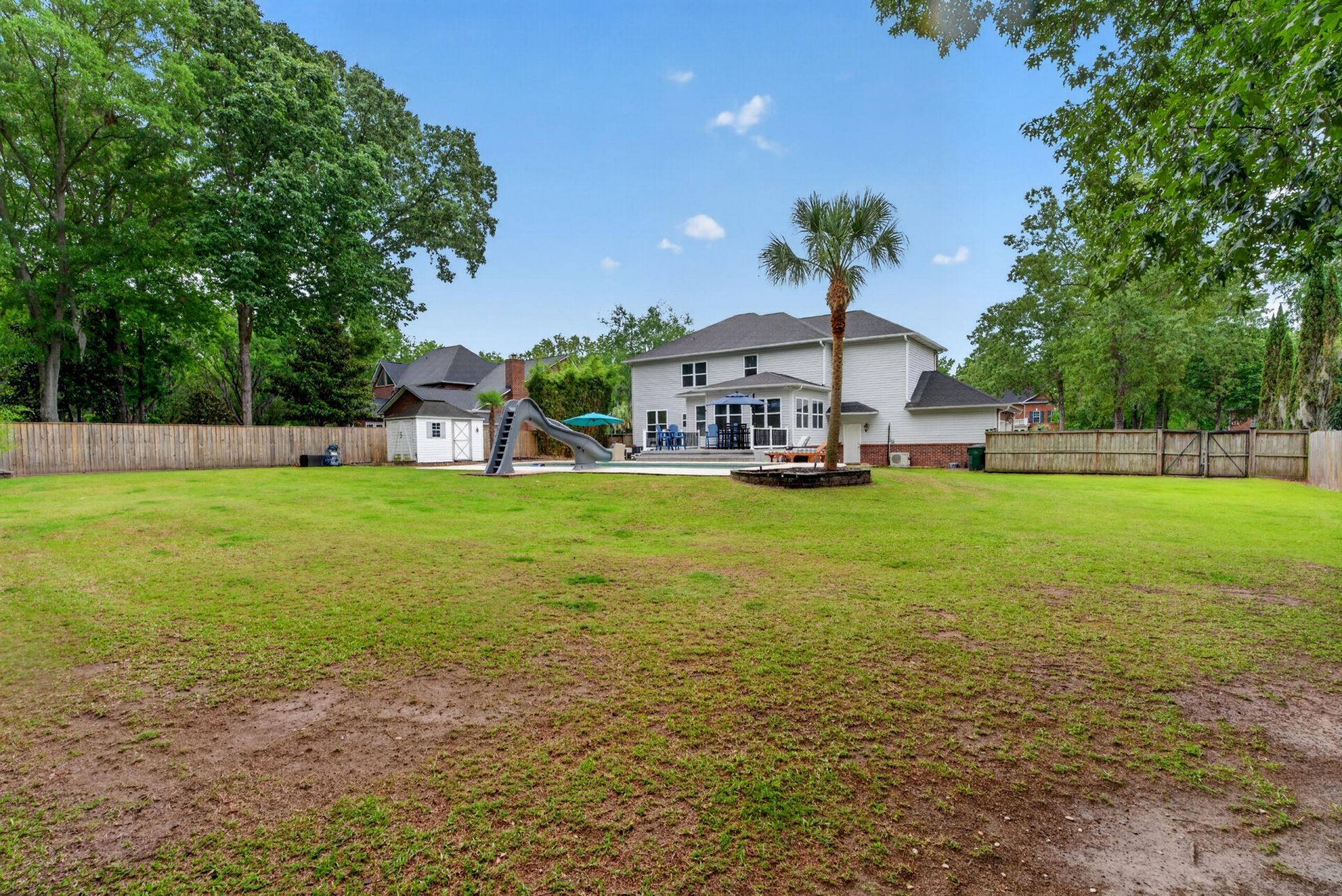102 Kingfisher Court Photo 48