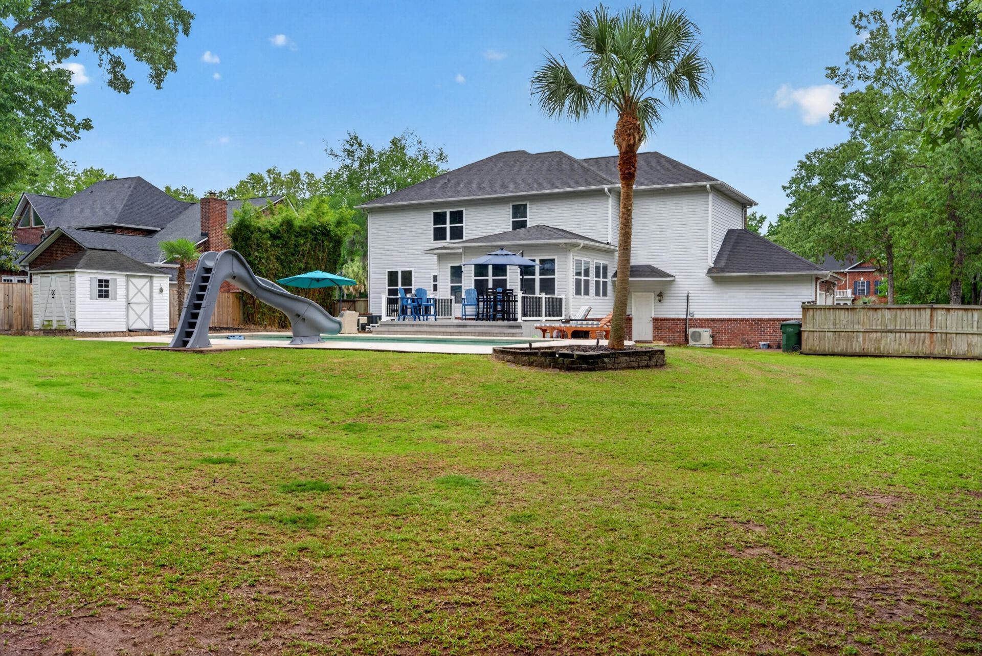 102 Kingfisher Court Photo 49