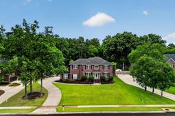 102 Kingfisher Court photo 4