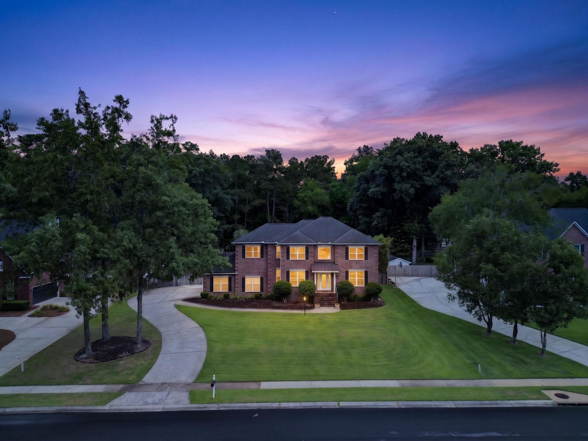 102 Kingfisher Court Photo 6