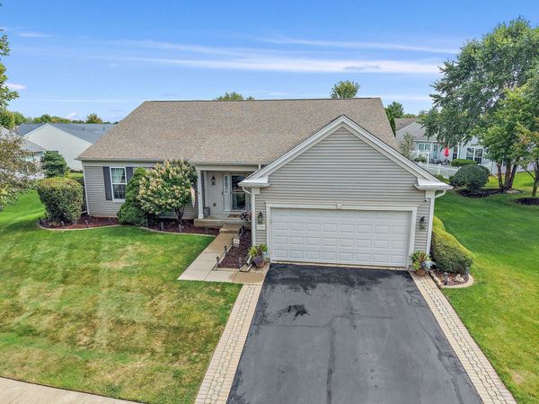 12082 HIDEAWAY Drive , Huntley, IL 60142