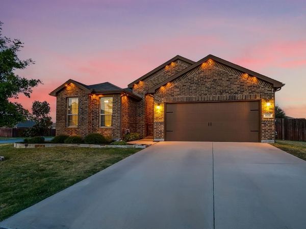 432 Windsail Lane, Azle, TX 76020