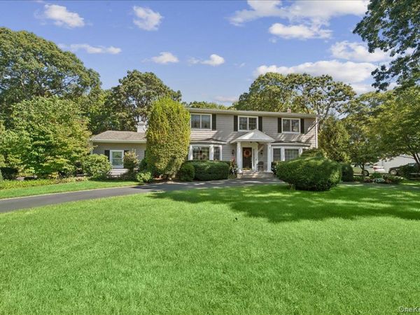 81 Widgeon Court, Great River, NY 11739