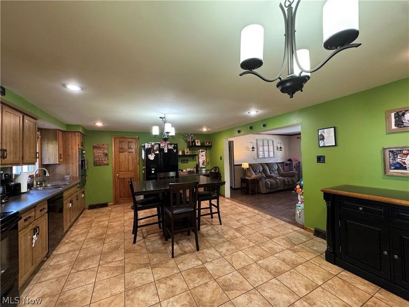 517 Walden Avenue, Tiltonsville, OH 43963 Photo 10
