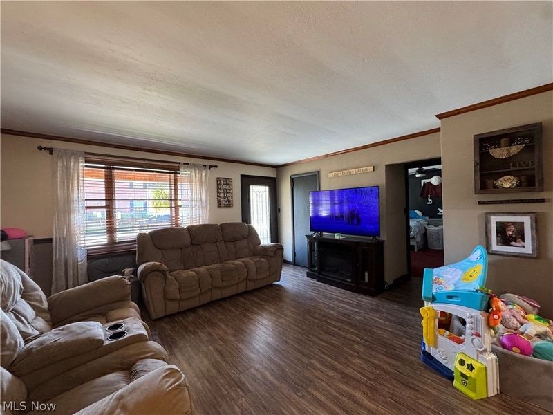 517 Walden Avenue, Tiltonsville, OH 43963 Photo 7