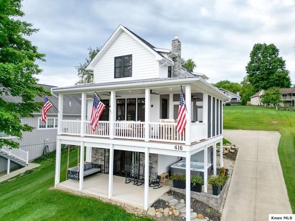 416 Lakeview Heights Drive, Howard, OH 43028