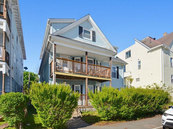 38 Oberlin St, Worcester, MA 01610