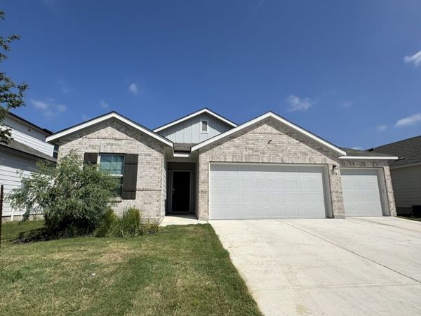 1156 Limestone Rdg, Seguin, TX 78155