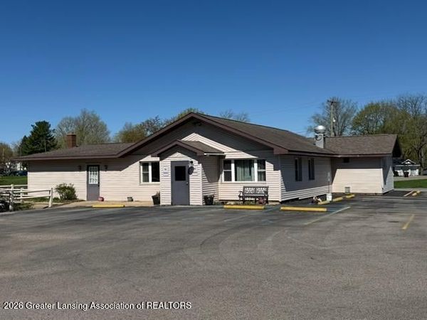 420 E Capital Avenue, Bellevue, MI 49021