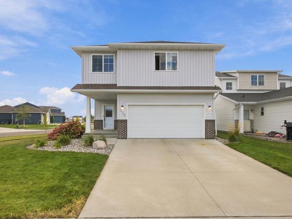 2114 65th Avenue S, Fargo, ND 58104