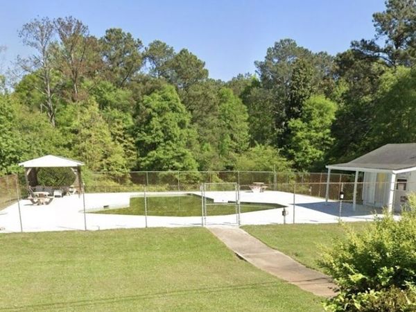 95 E Honeysuckle Lane, Carrollton, GA 30116