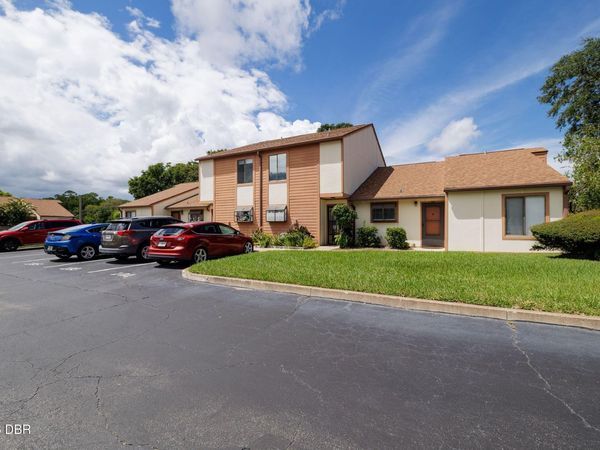 105 White Fawn Drive, Unit 1050, Daytona Beach, FL 32114
