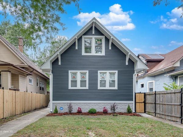 1128 N Lockwood Avenue, Chicago, IL 60651