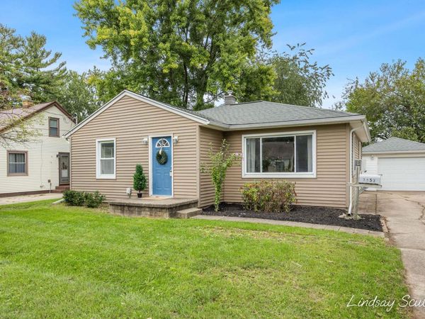 2952 West Avenue SW, Wyoming, MI 49519