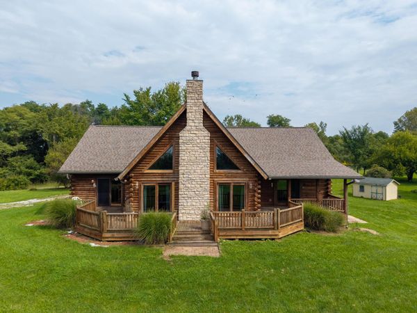 33 Township Road 16, Centerburg, OH 43011
