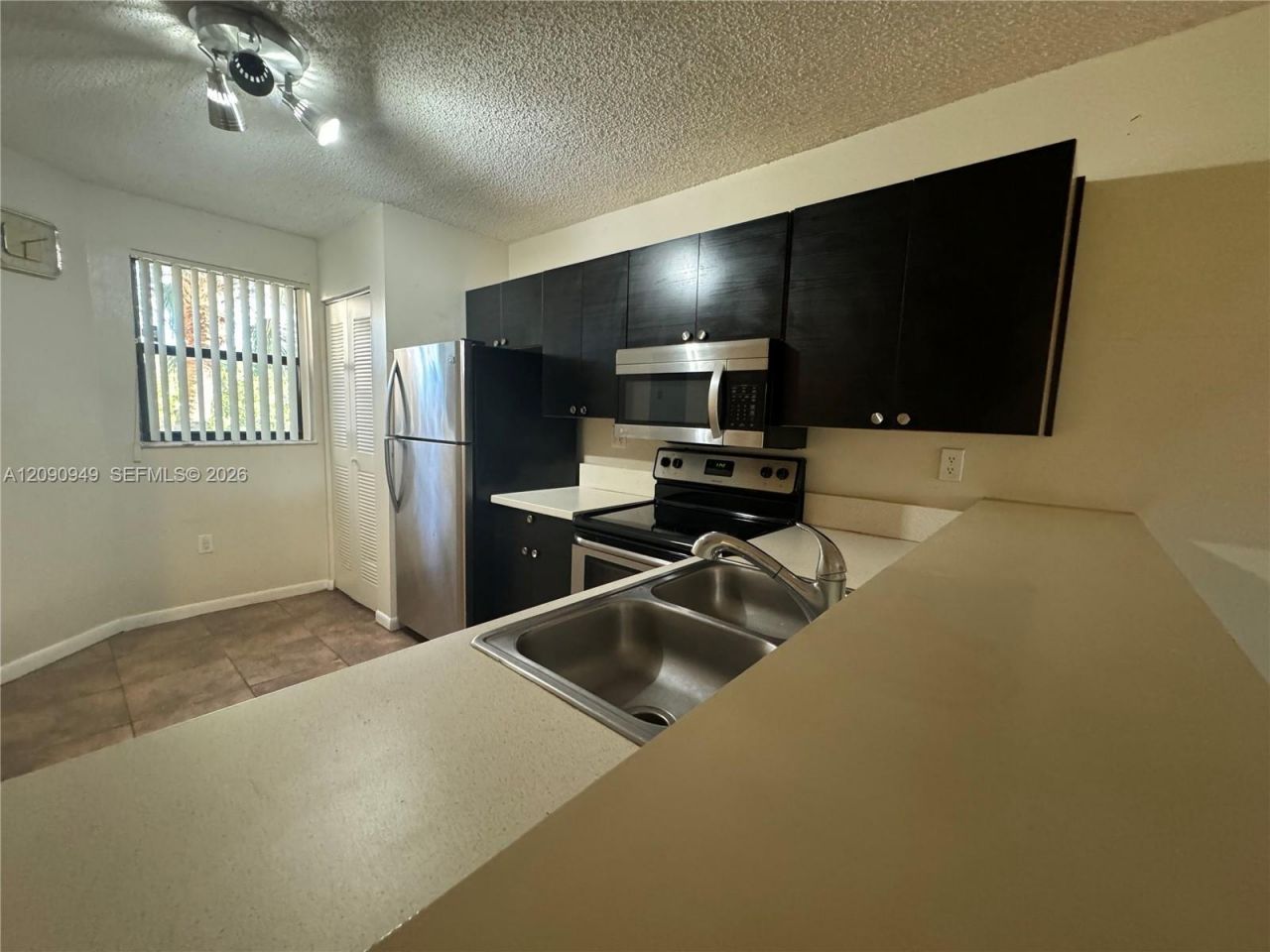 9969 Nob Hill Ct, Unit 9969, Sunrise, FL 33351 Photo
