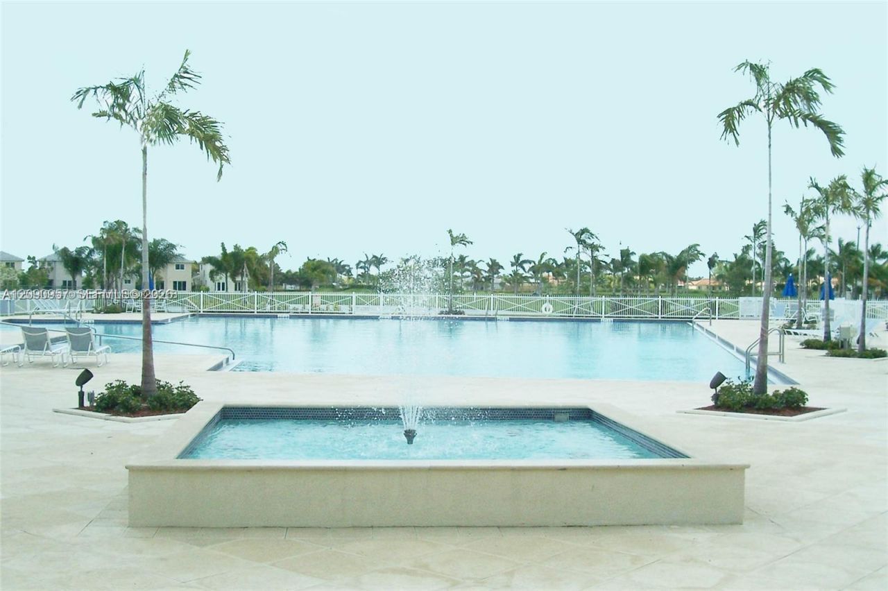 2884 SE 2nd Dr, Unit 2, Homestead, FL 33033 Photo
