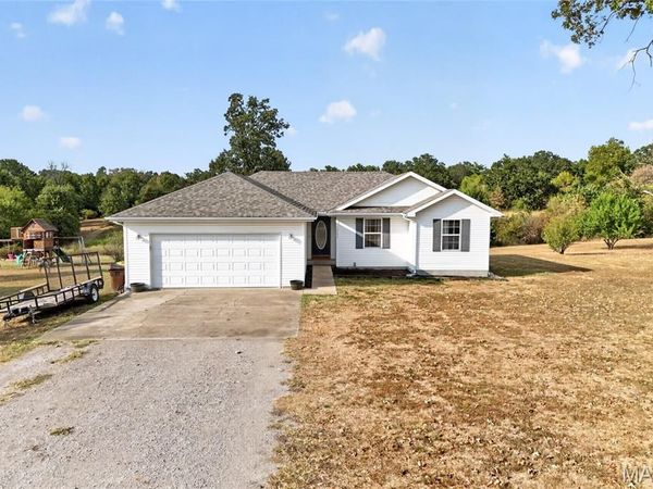 13757 Grouse Lane , Lebanon, MO 65536