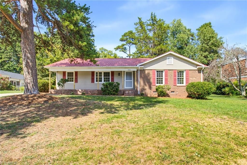 3325 Colony Drive, Jamestown, NC 27282 Main Photo