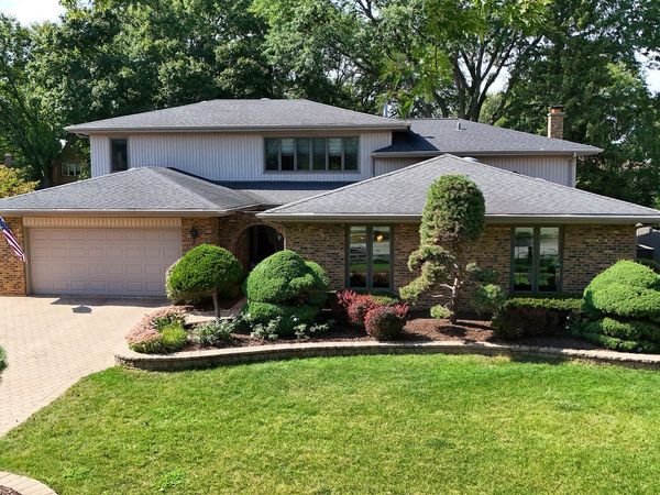 7202 Gold Grove Place , Darien, IL 60561