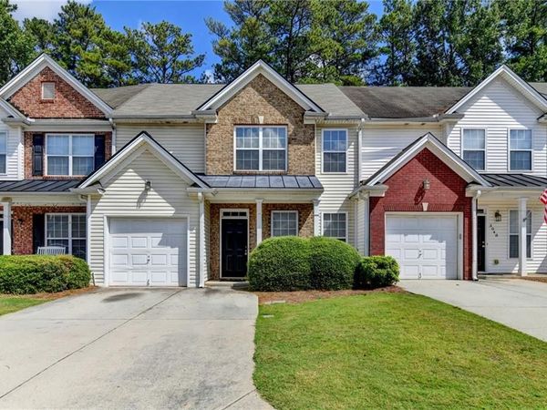 3050 Kentmere Drive , Cumming, GA 30040
