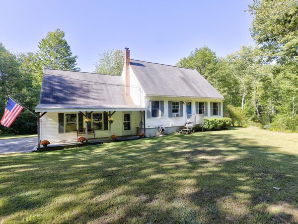 9 Standish Glen , Standish, ME 04084