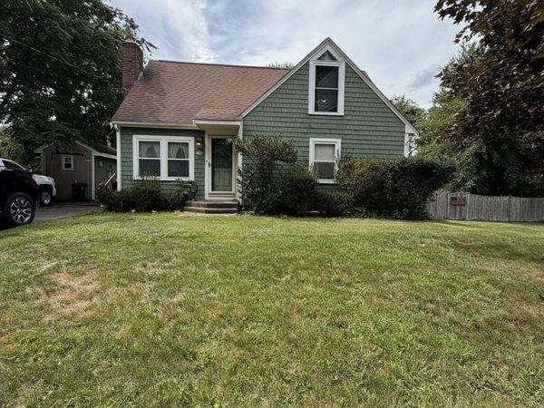 211 Alger St, Brockton, MA 02302