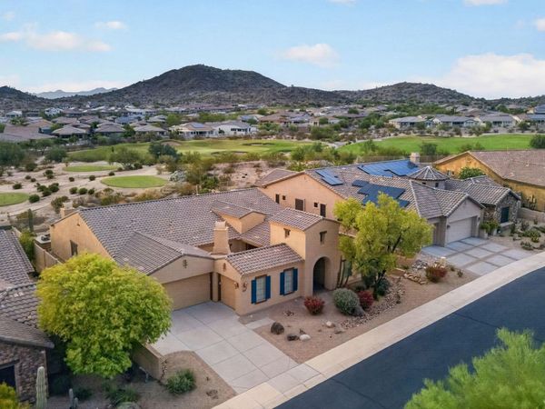 18174 W NARRAMORE Road, Goodyear, AZ 85338