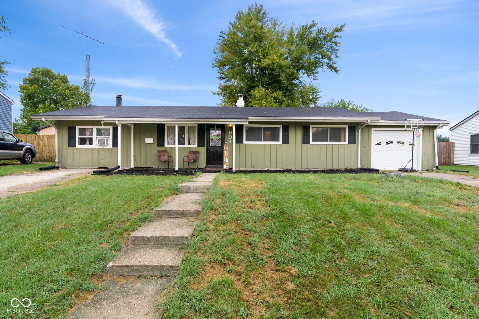 604 Center Drive, Frankfort, IN 46041 Main Photo