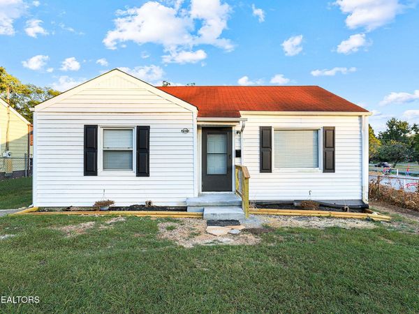2610 Woodbine Ave , Knoxville, TN 37914