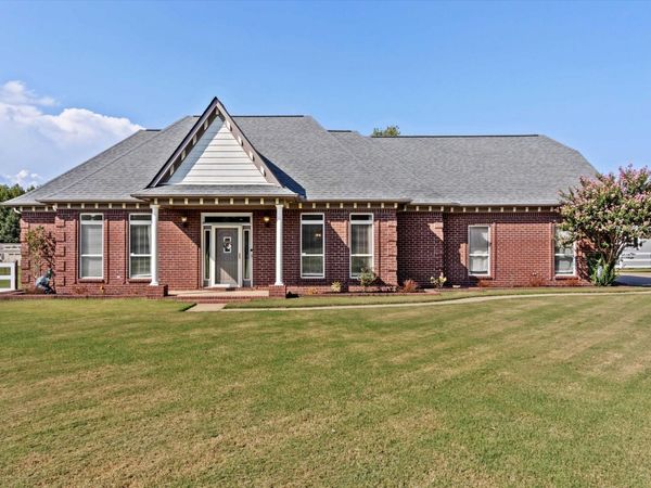 9530 BOLTON ESTATES RD , Millington, TN 38053