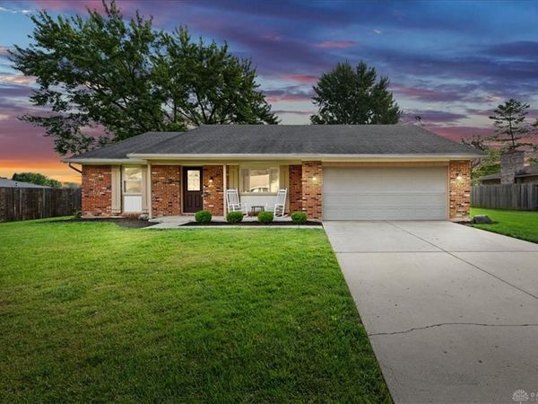 630 Wisteria Drive, Troy, OH 45373