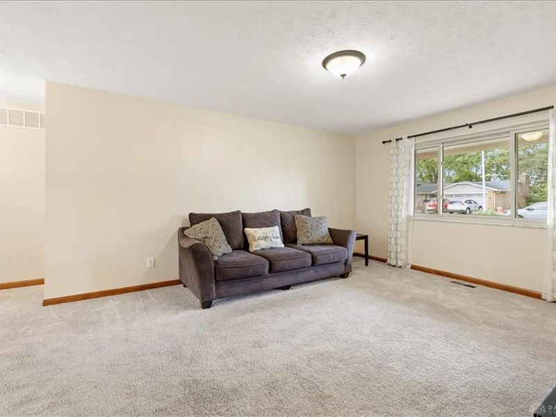 630 Wisteria Drive, Troy, OH 45373 Photo 15