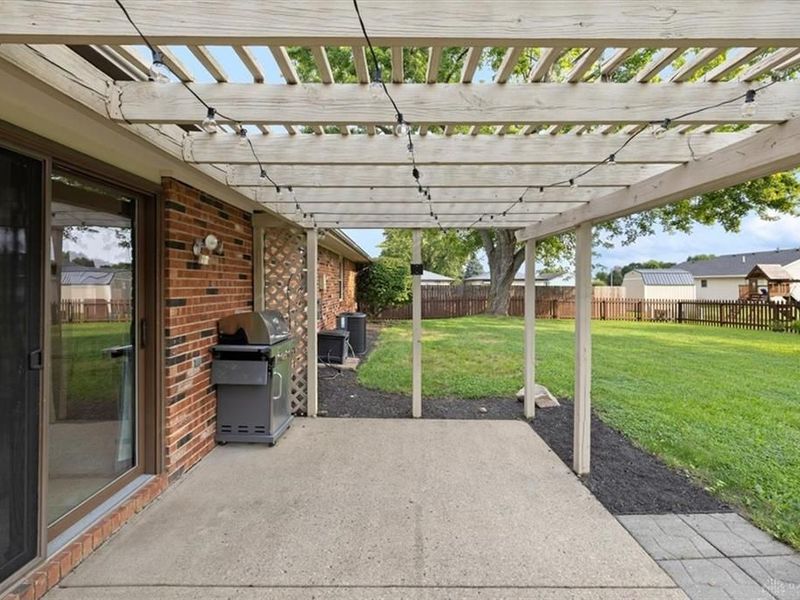 630 Wisteria Drive, Troy, OH 45373 Photo 46