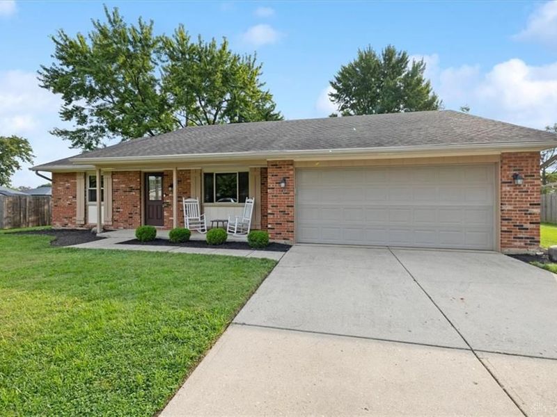 630 Wisteria Drive, Troy, OH 45373 Photo 7