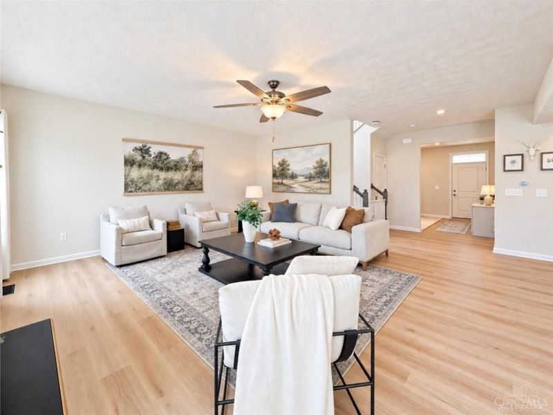 1360 Autumn Ridge Drive, Lebanon, OH 45036 Photo 5