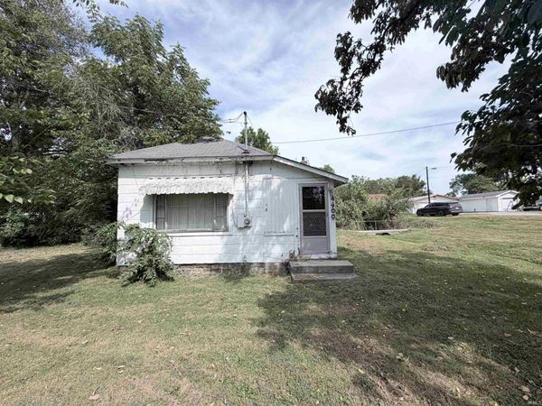 4400 W 250 S., West Middleton, IN 46979