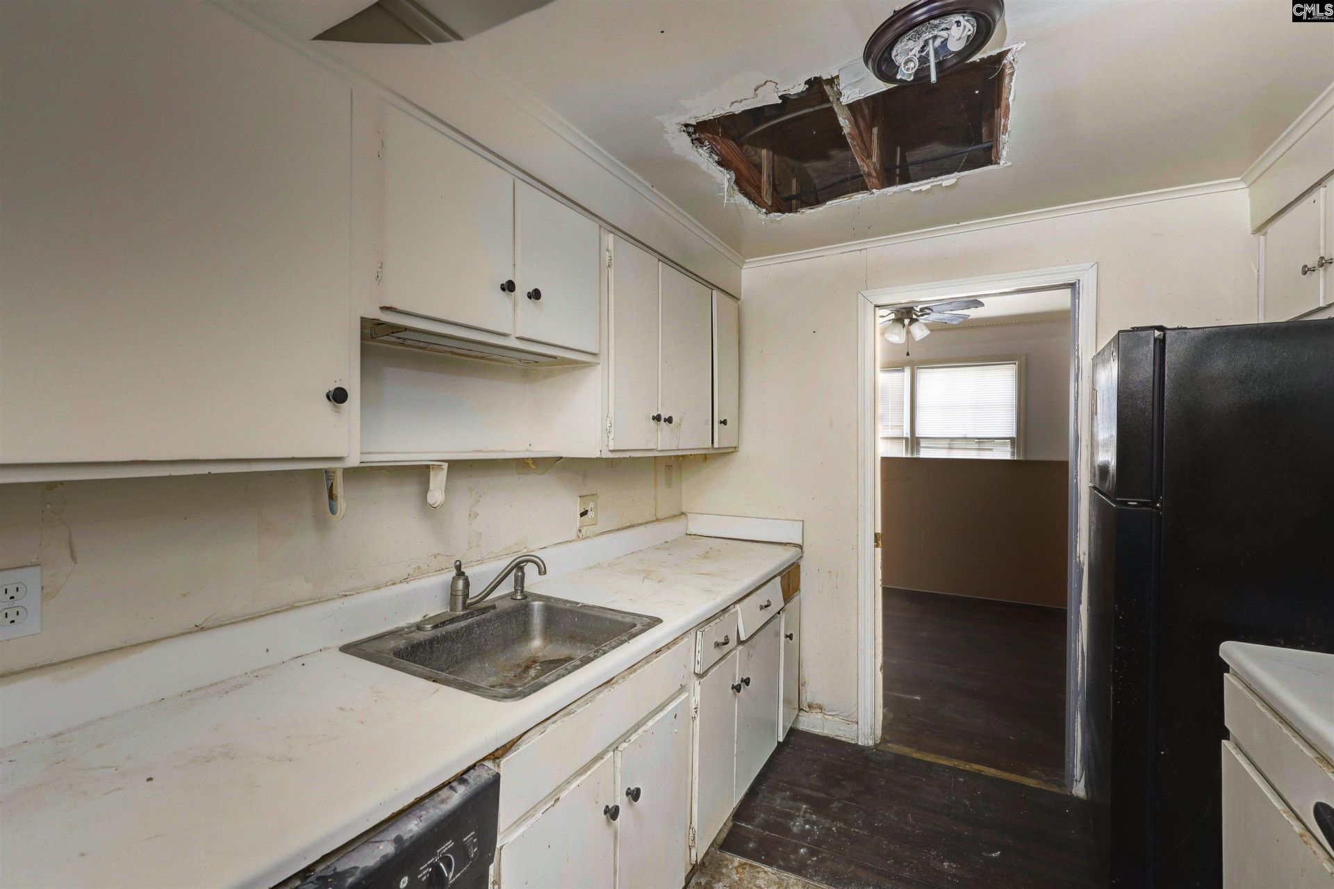 7602 Hunt Club Road  Photo 8