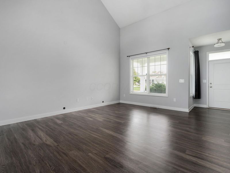 5989 Kilbeggan Street, Galloway, OH 43119 Photo 11