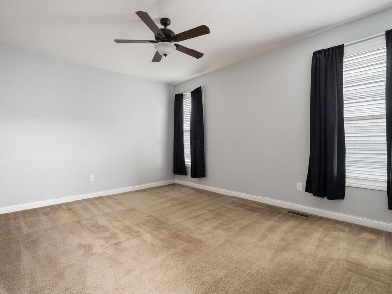 5989 Kilbeggan Street, Galloway, OH 43119 Photo 16