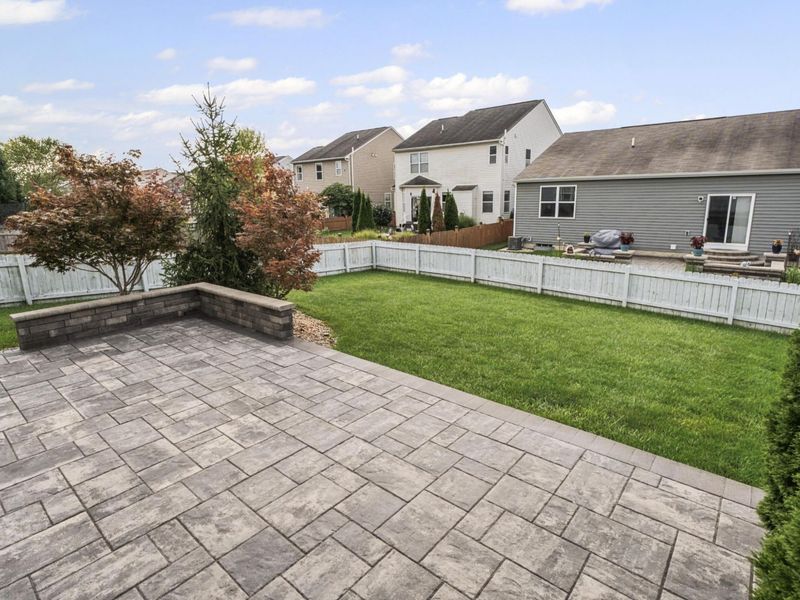 5989 Kilbeggan Street, Galloway, OH 43119 Photo 3