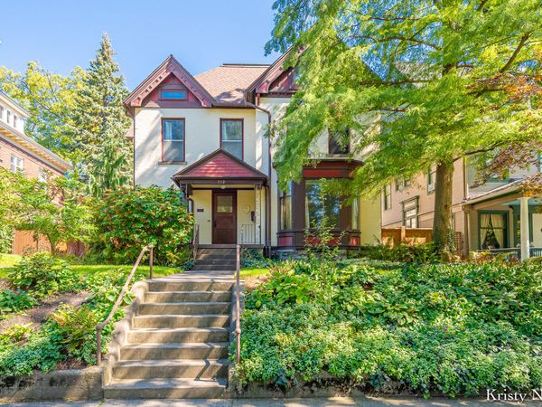 252 Madison Avenue SE, Grand Rapids, MI 49503