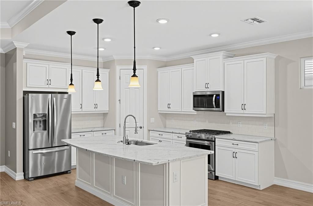 18456 Royal Hammock Blvd, Naples, FL 34114 Photo