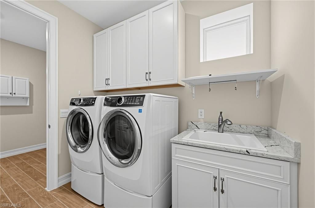 18456 Royal Hammock Blvd, Naples, FL 34114 Photo